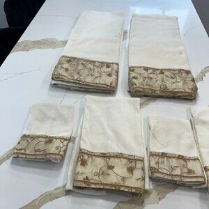 Set of Towels-Two Bath, Two Face And Two Washcloths